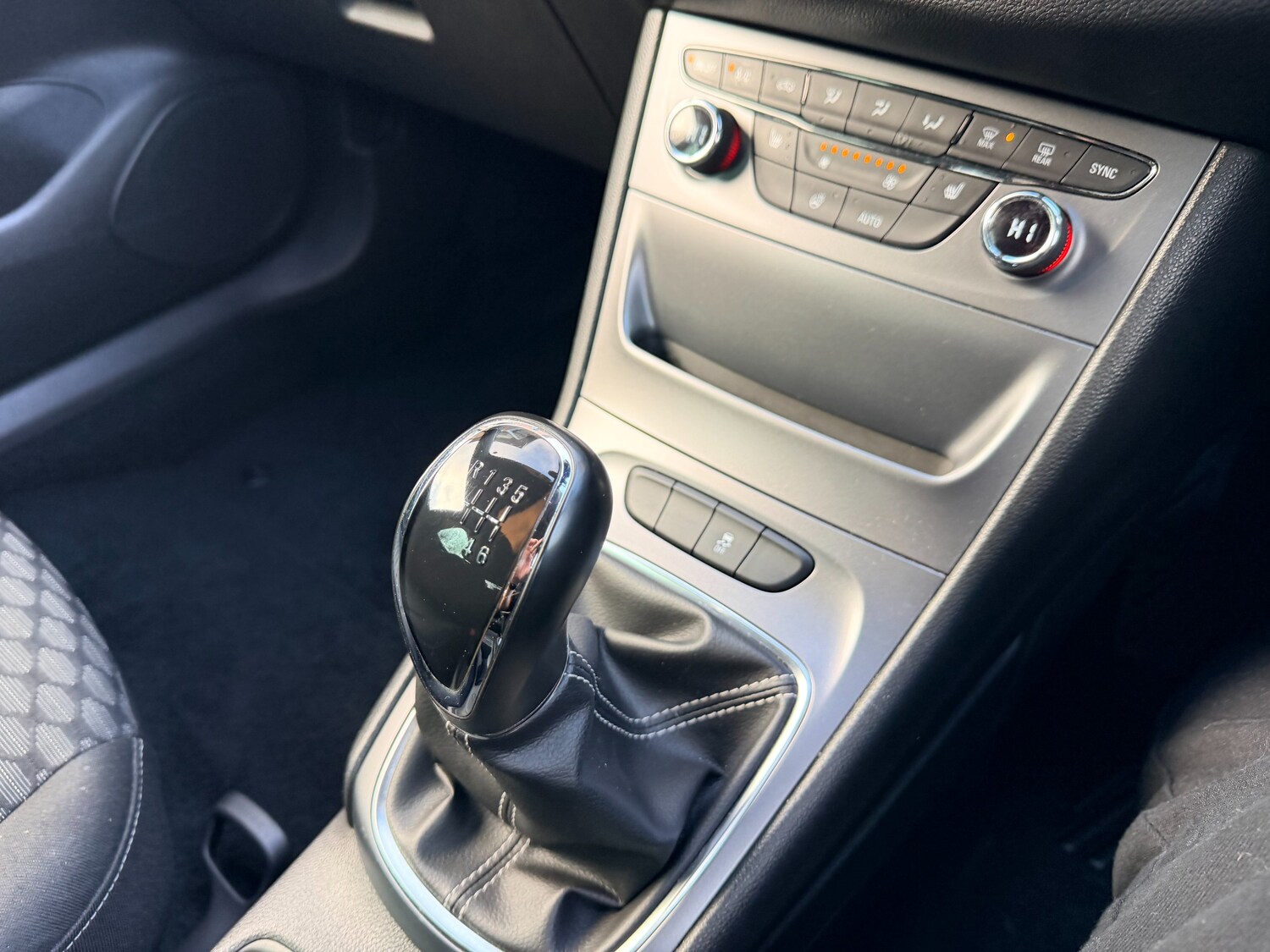 Used Vauxhall Astra 2018 for sale - 77431780: Photo 27