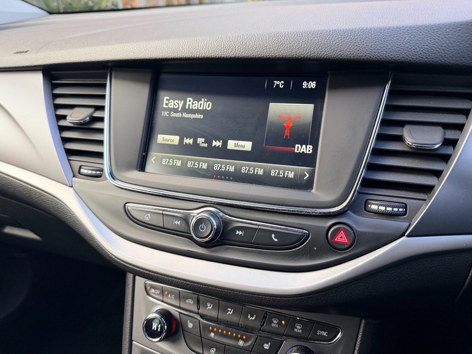 Used Vauxhall Astra 2018 for sale - 77431780: Photo 29