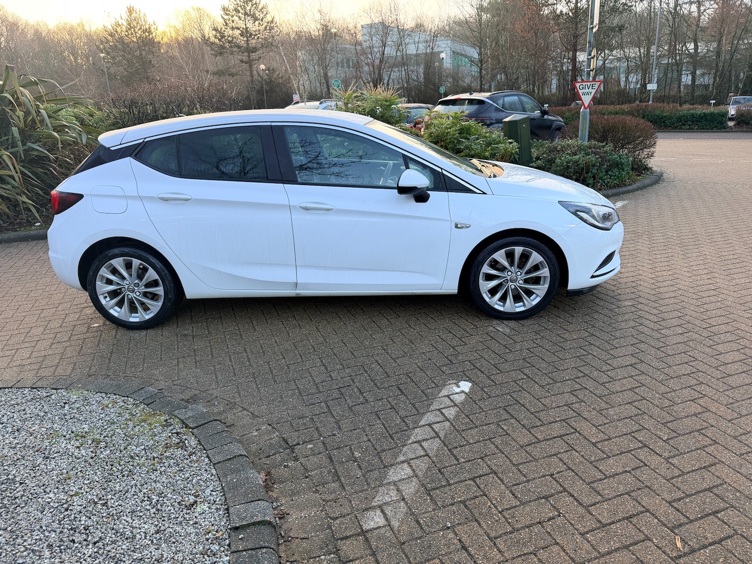 Used Vauxhall Astra 2018 for sale - 77431780: Photo 5
