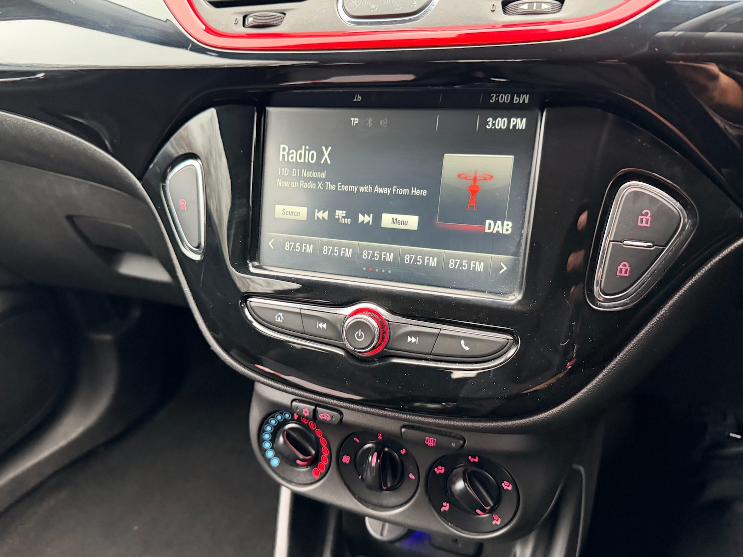 Used Vauxhall Corsa 2016 for sale - 77220926: Photo 17