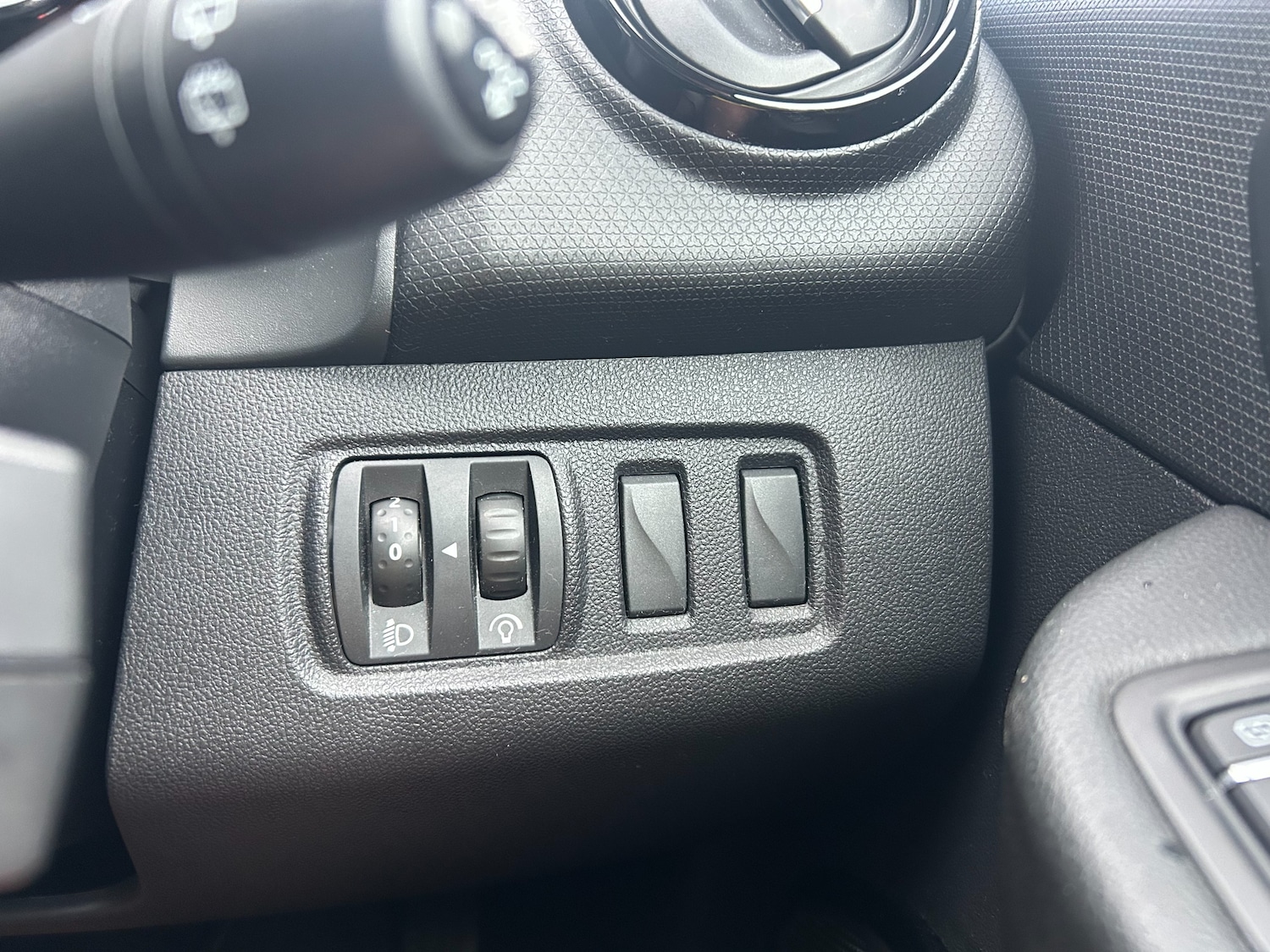 Used Renault Clio 2016 for sale - 77124296: Photo 15