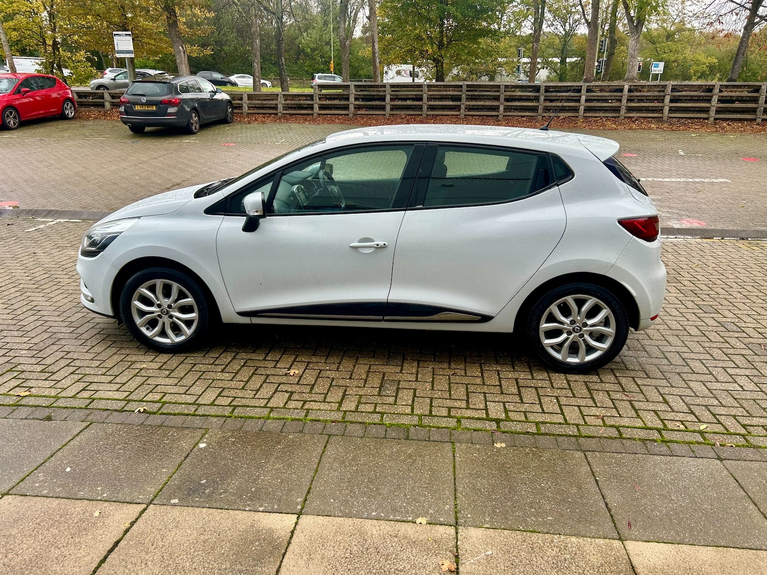 Used Renault Clio 2016 for sale - 77124296: Photo 8