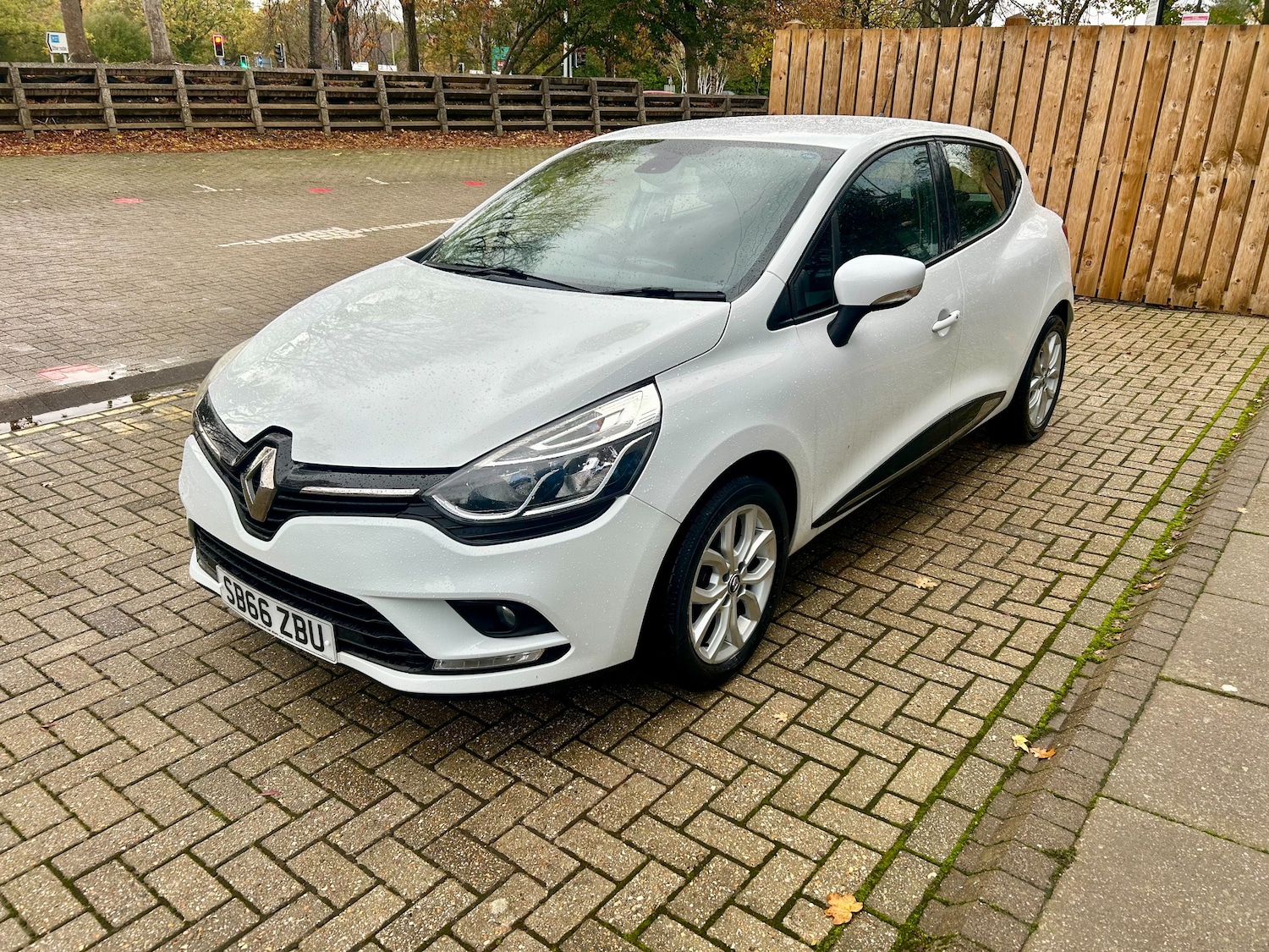 Used Renault Clio 2016 for sale - 77124296: Photo 9