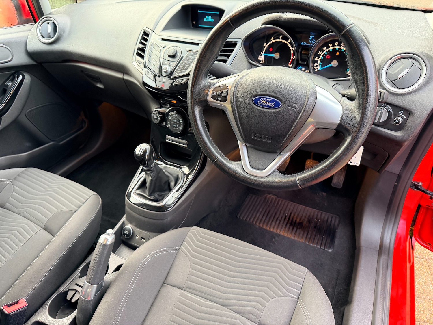 Used Ford Fiesta 2013 for sale - 77124282: Photo 32