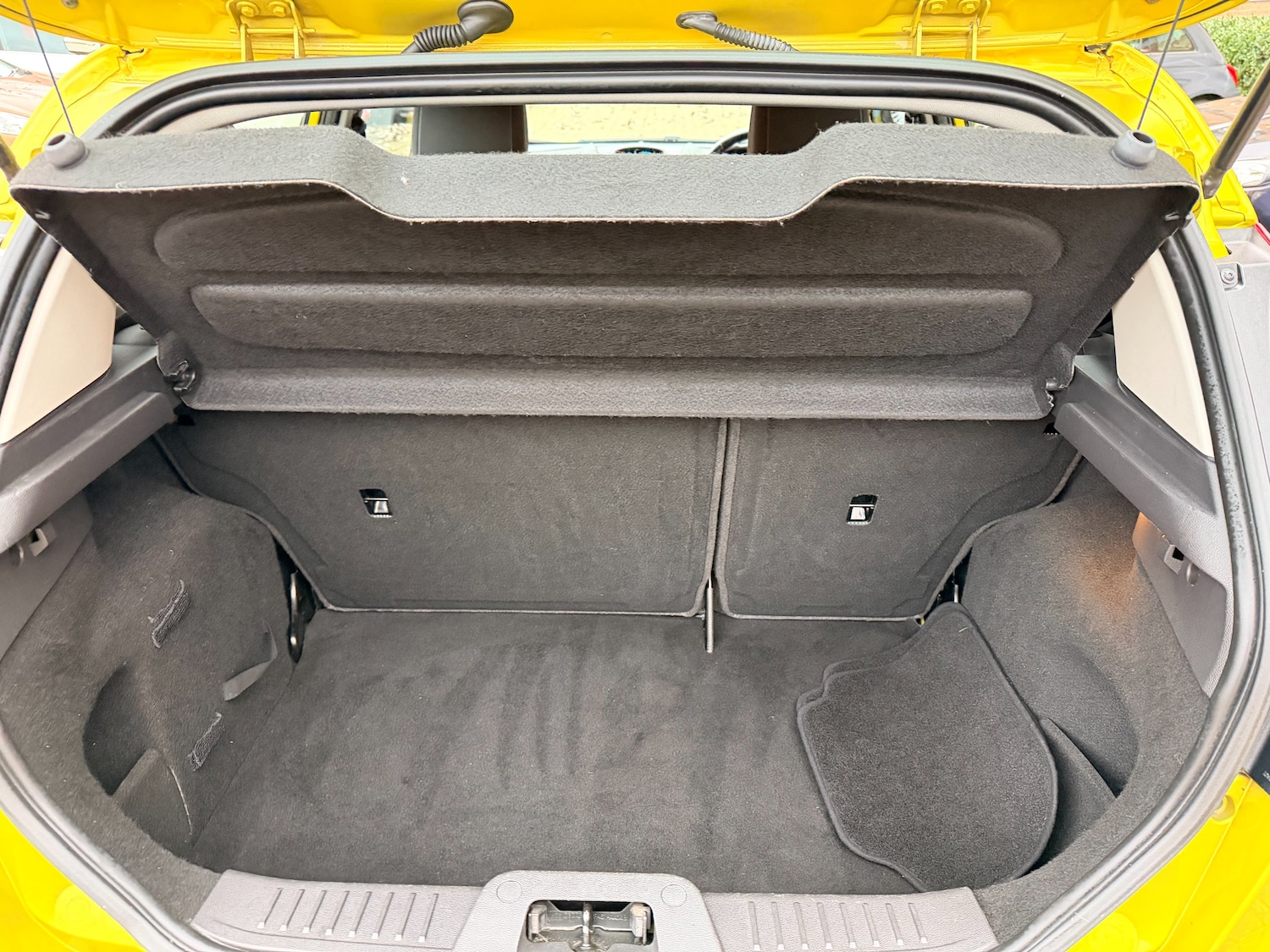 Used Ford Fiesta 2015 for sale - 77124291: Photo 28