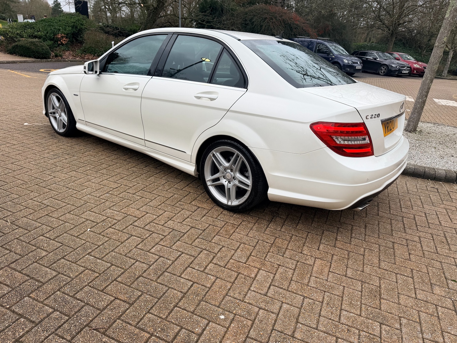 Used Mercedes-Benz C Class 2012 for sale - 77546157: Photo 10