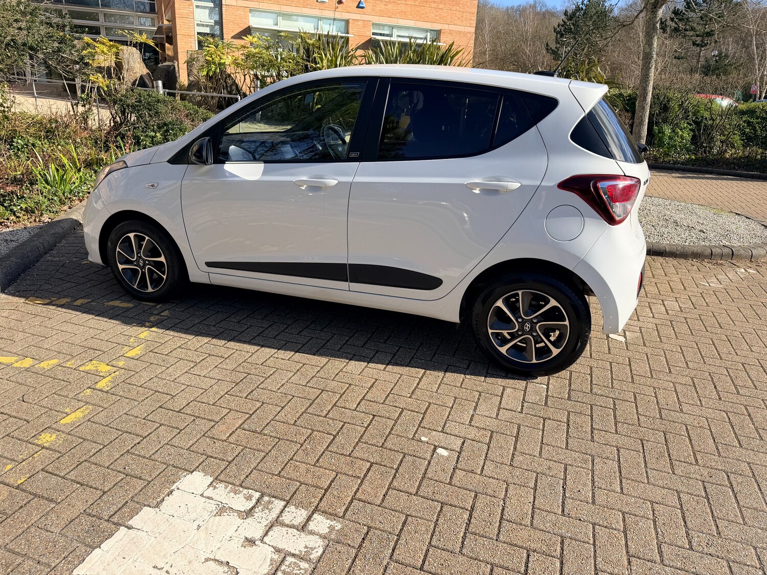 Used Hyundai i10 2019 for sale - 77654083: Photo 14