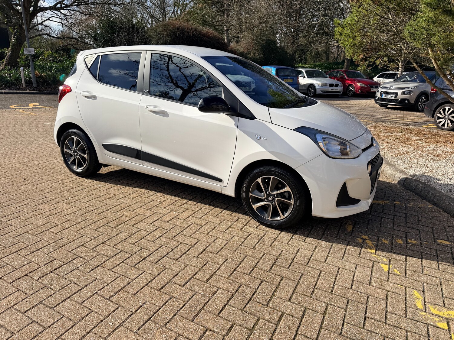 Used Hyundai i10 2019 for sale - 77654083: Photo 18