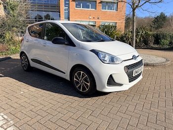 Used Hyundai i10 2019 for sale - 77654083: Photo