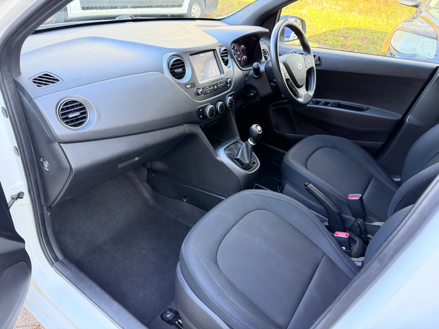 Used Hyundai i10 2019 for sale - 77654083: Photo 22