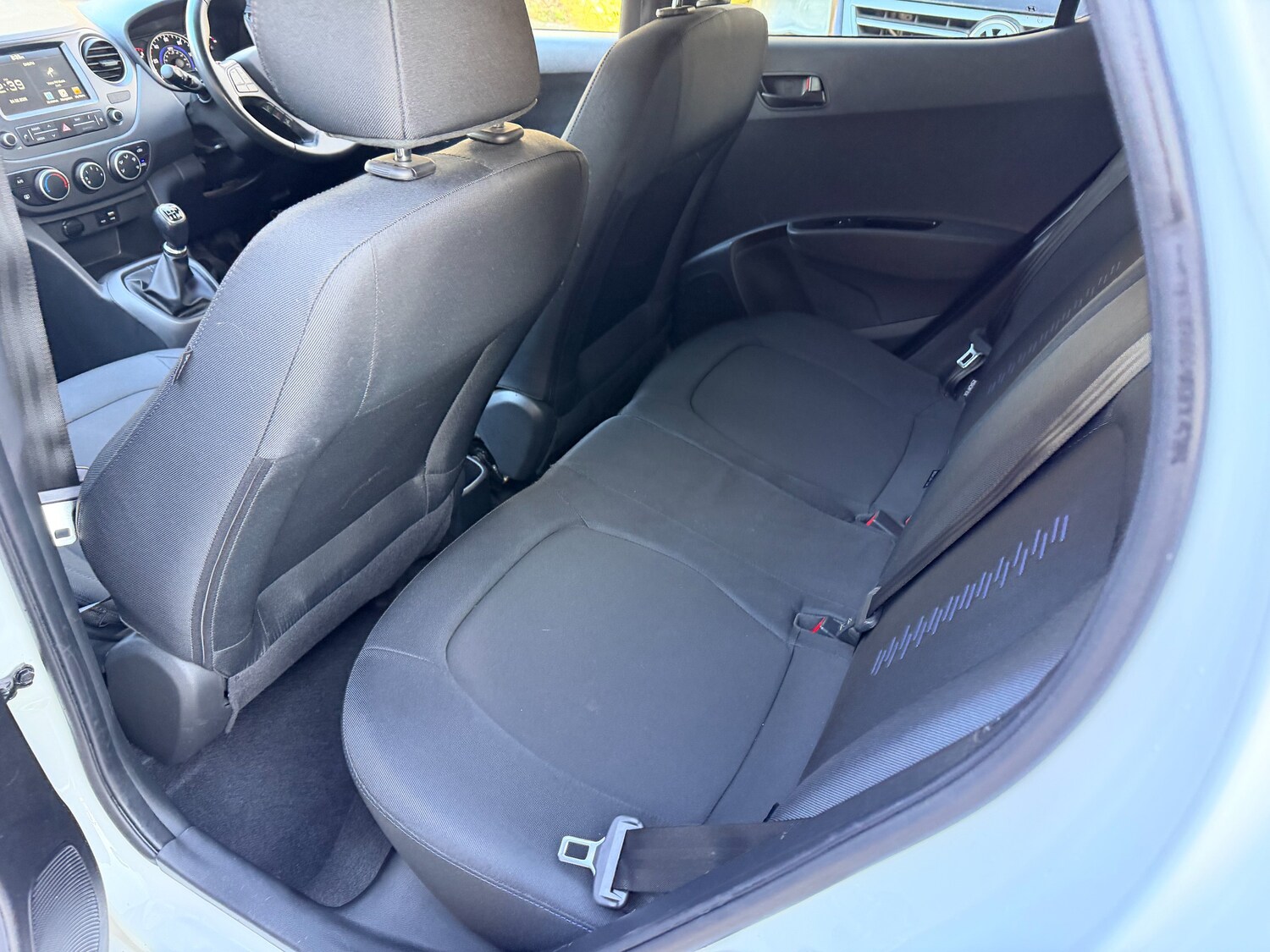 Used Hyundai i10 2019 for sale - 77654083: Photo 27