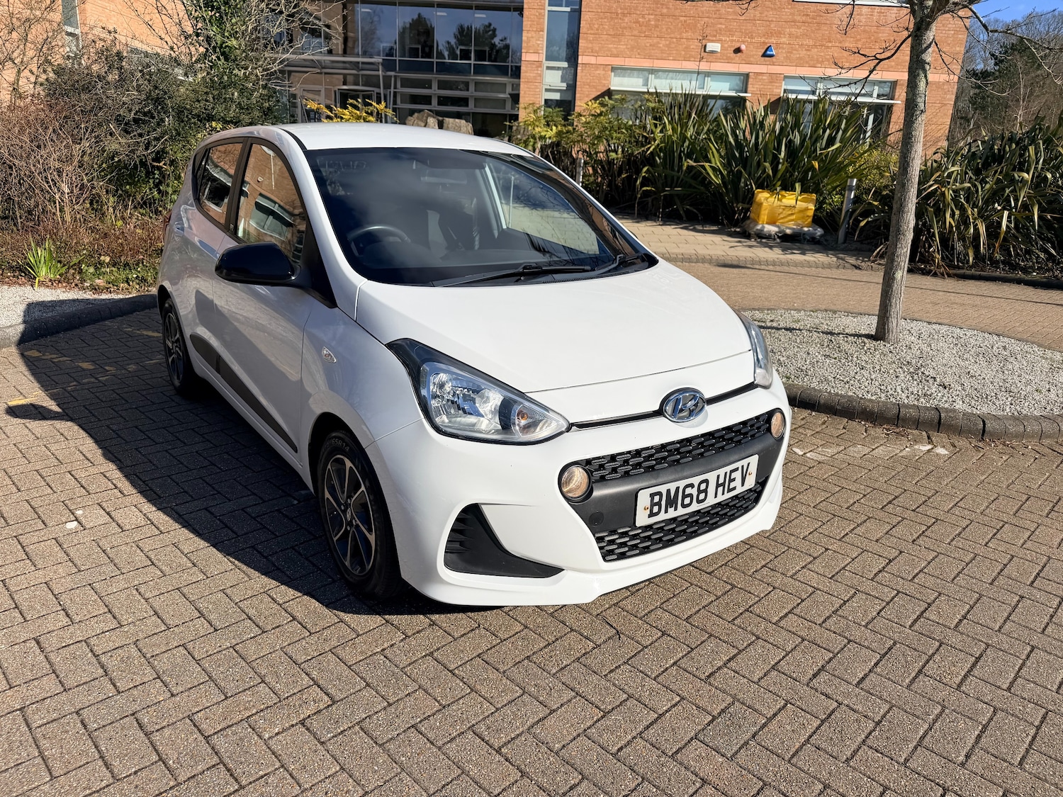 Used Hyundai i10 2019 for sale - 77654083: Photo 3