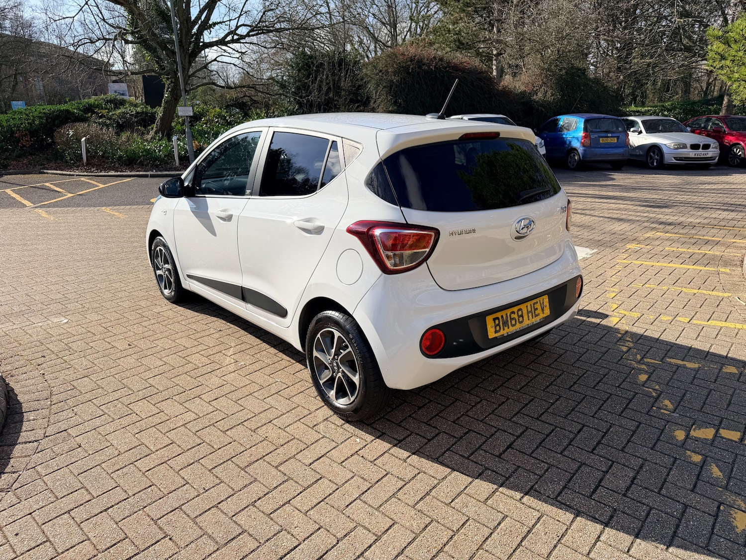 Used Hyundai i10 2019 for sale - 77654083: Photo 9