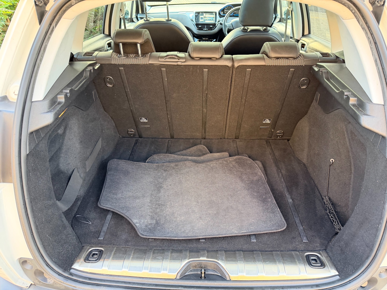 Used Peugeot 2008 2014 for sale - 77269411: Photo 21