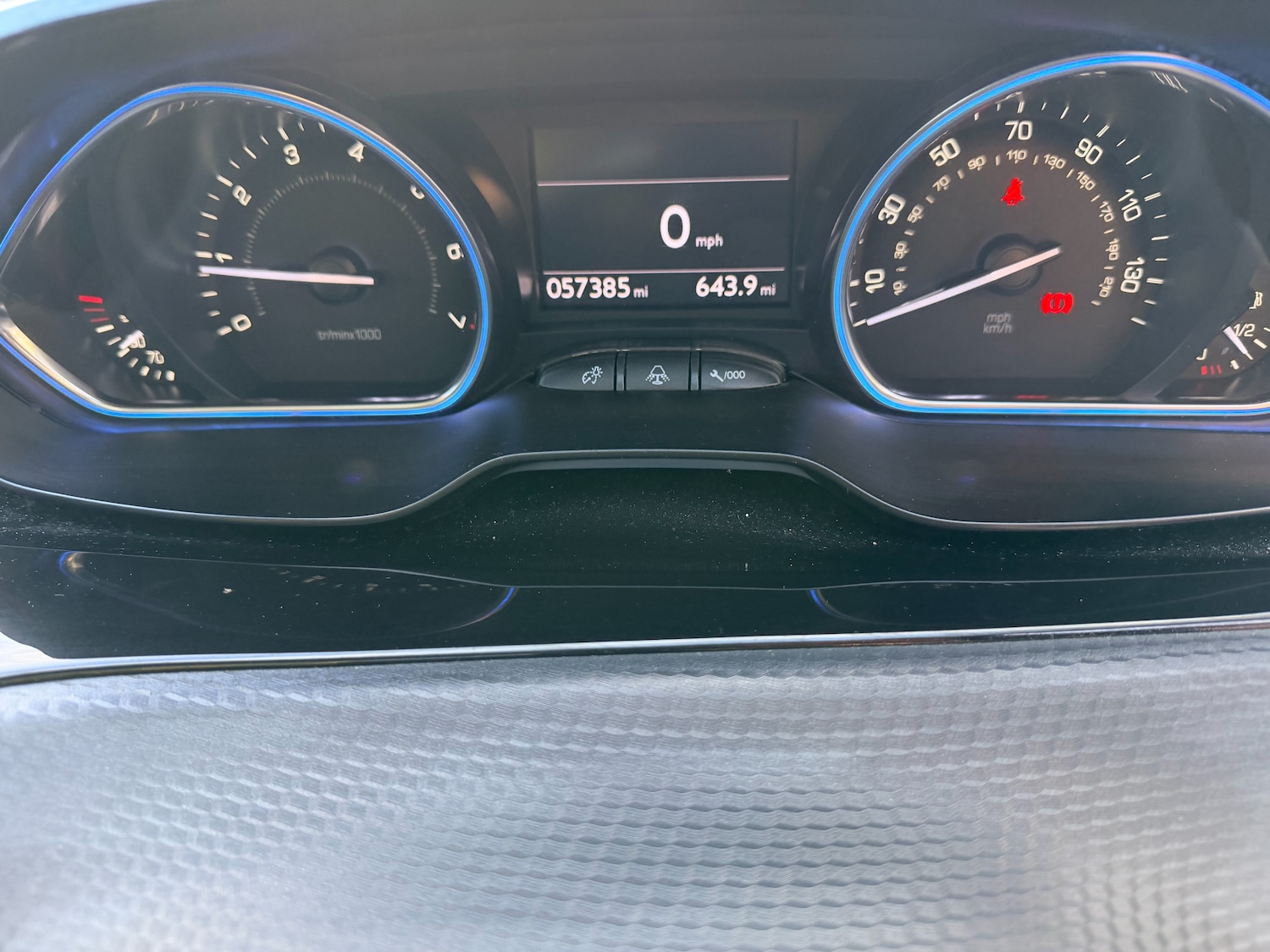 Used Peugeot 2008 2014 for sale - 77269411: Photo 27