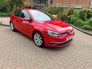 Used Volkswagen Golf 2017 for sale - 79082312: Photo