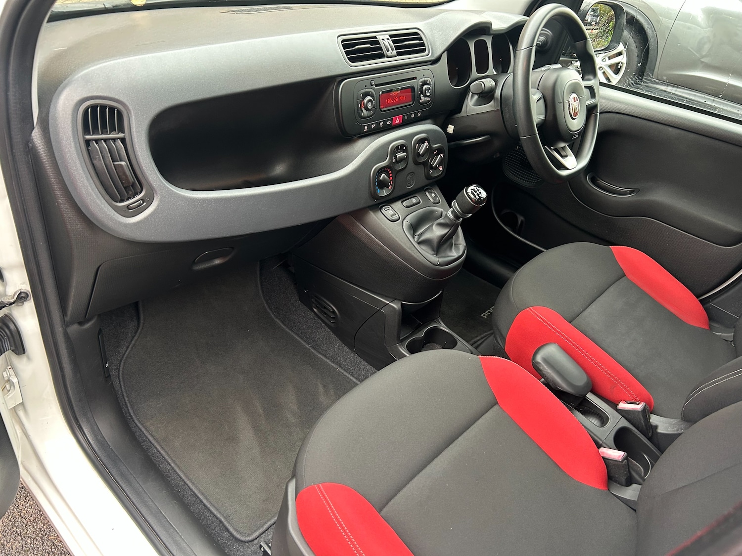 Used Fiat Panda 2016 for sale - 77124279: Photo 24