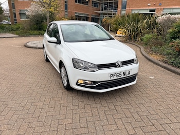 Used Volkswagen Polo 2015 for sale - 77995229: Photo