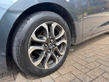 Used Mazda Mazda2 2016 for sale - 78920359: Photo