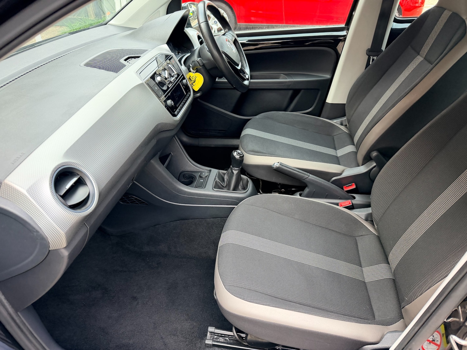 Used Volkswagen up! 2017 for sale - 77124327: Photo 19