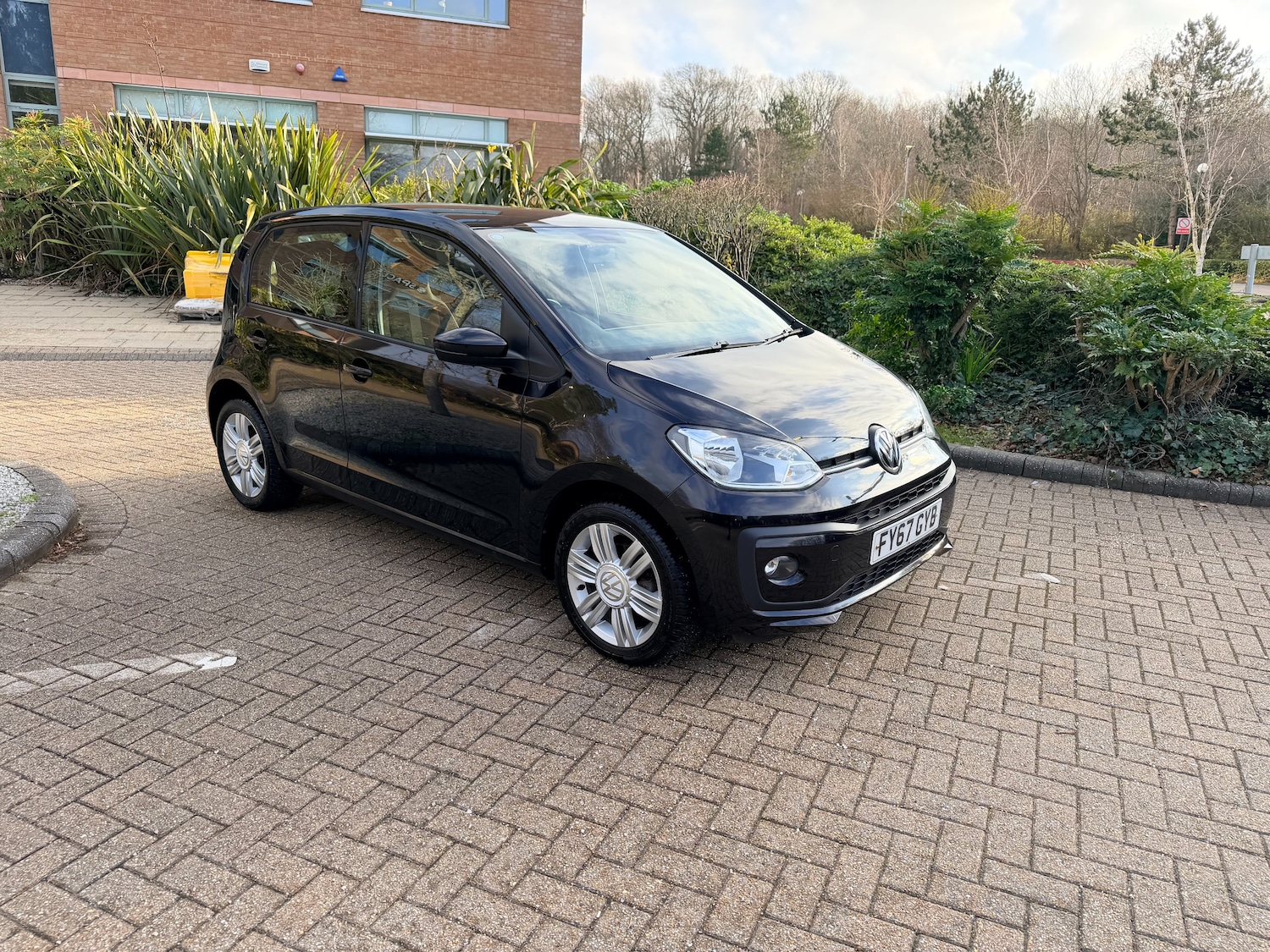 Used Volkswagen up! 2017 for sale - 77124327: Photo 4