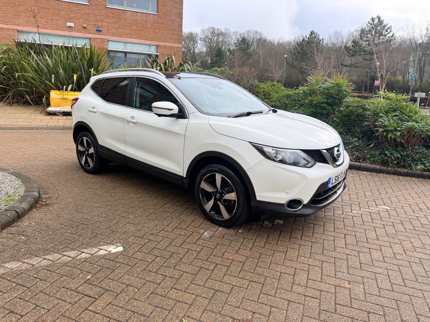Used Nissan Qashqai 2016 for sale - 77124323: Photo 3