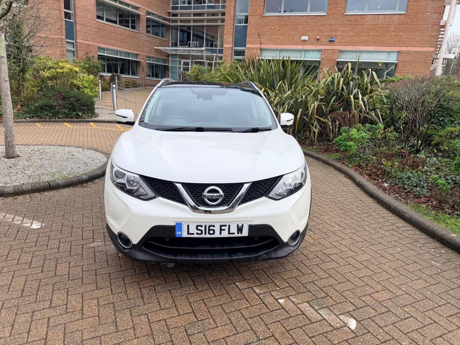 Used Nissan Qashqai 2016 for sale - 77124323: Photo 9