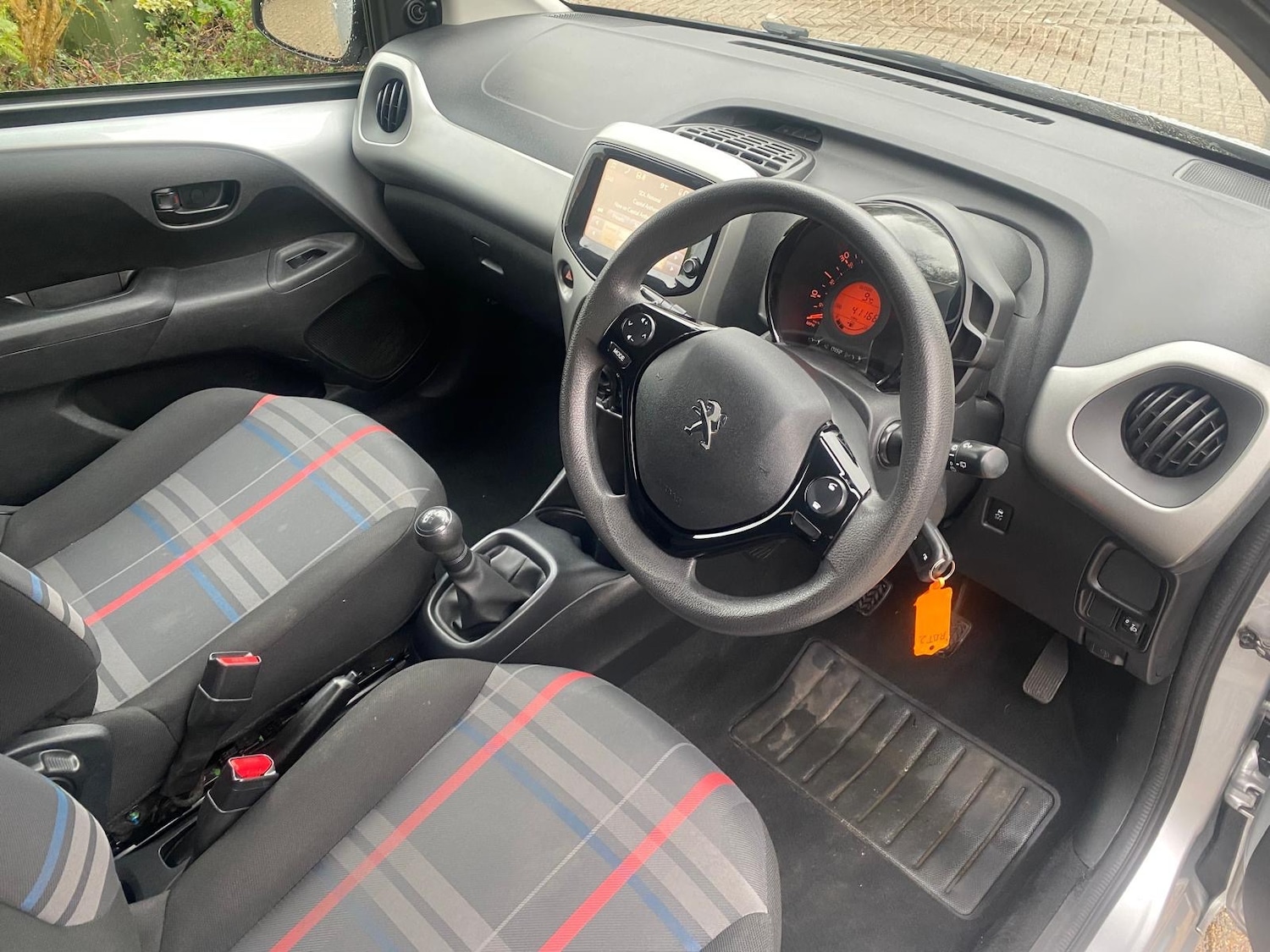 Used Peugeot 108 2015 for sale - 77276749: Photo 17