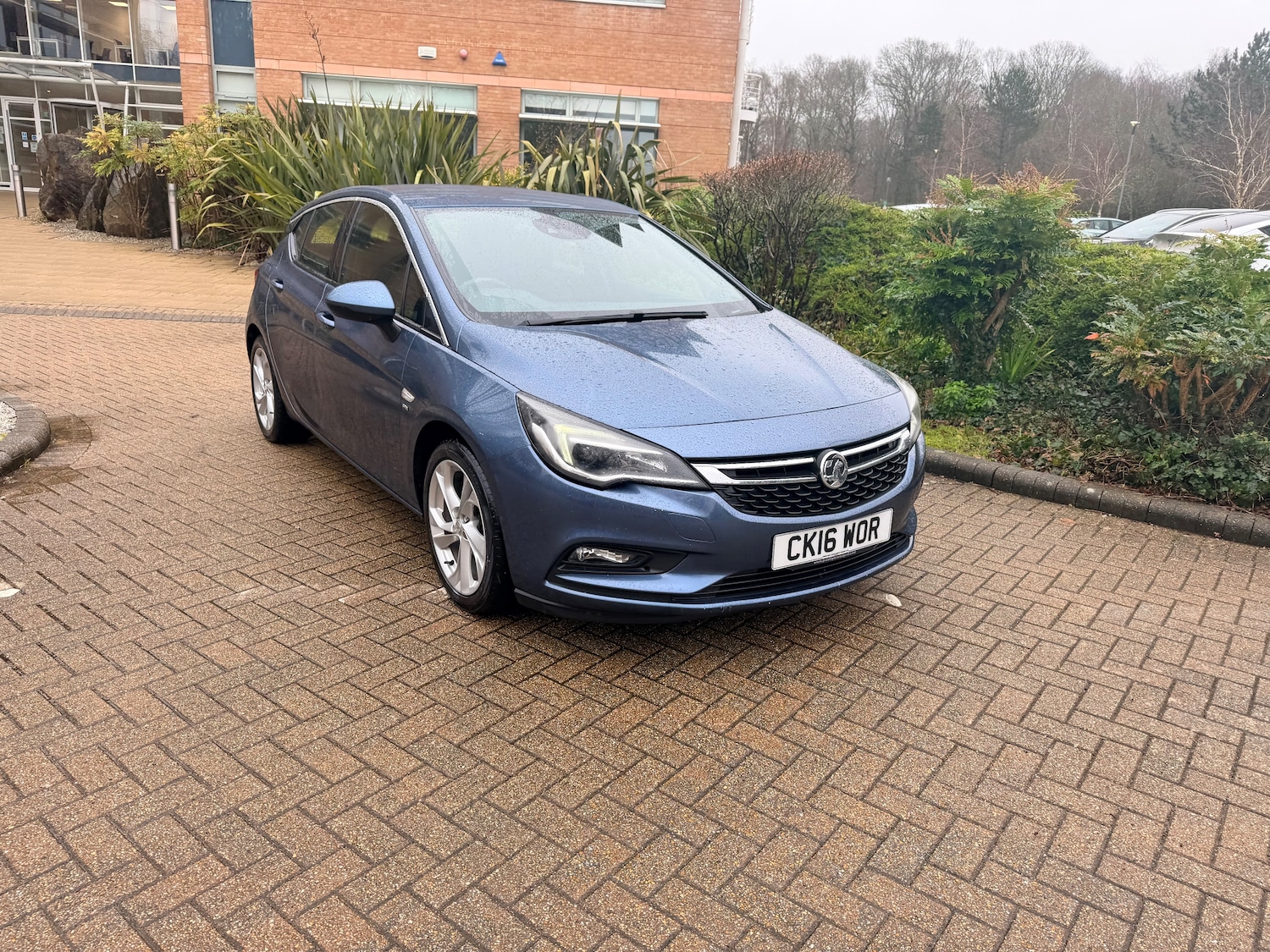 Used Vauxhall Astra 2016 for sale - 77786424: Photo 2