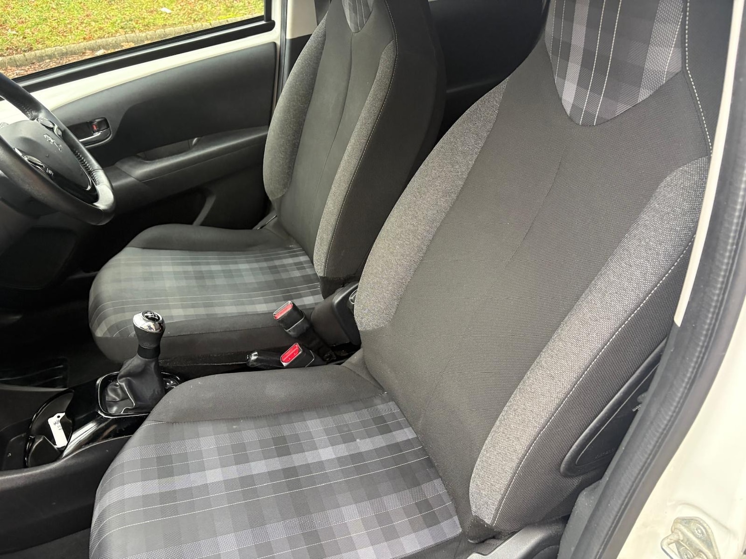 Used Peugeot 108 2018 for sale - 77620346: Photo 15