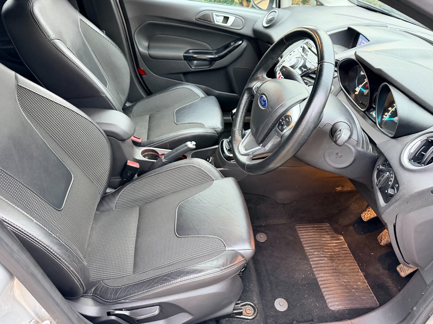 Used Ford Fiesta 2016 for sale - 77200783: Photo 12