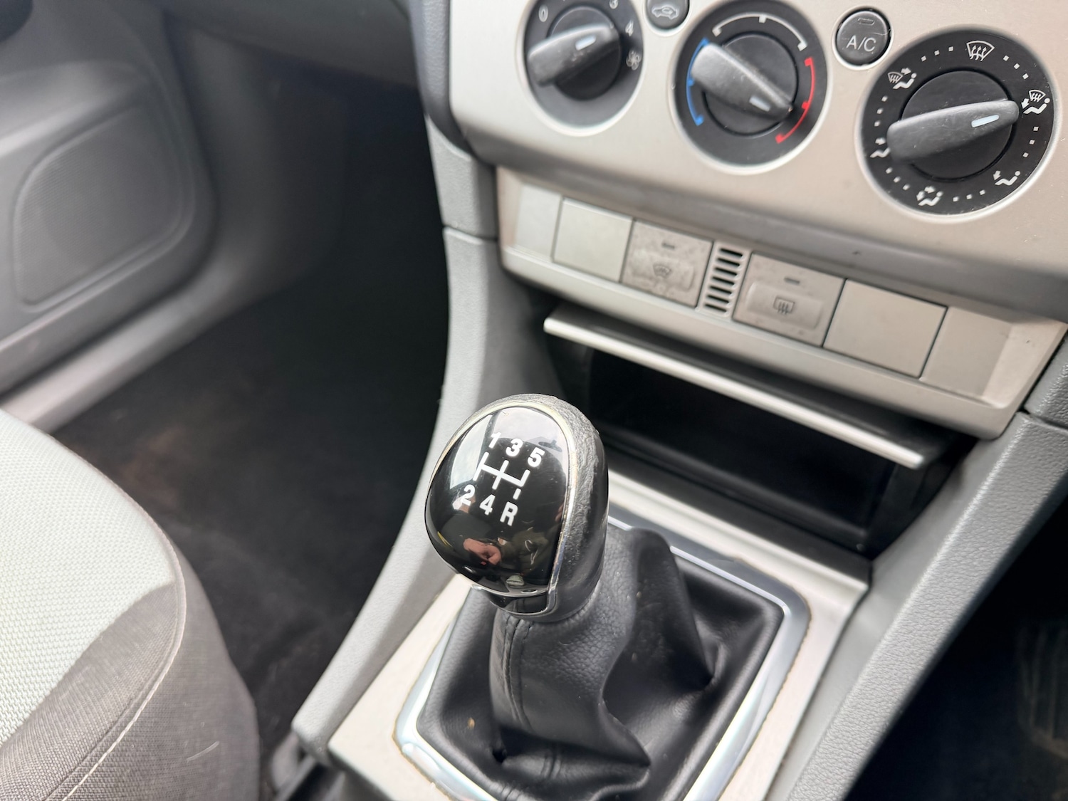 Used Ford Focus 2010 for sale - 77301644: Photo 19