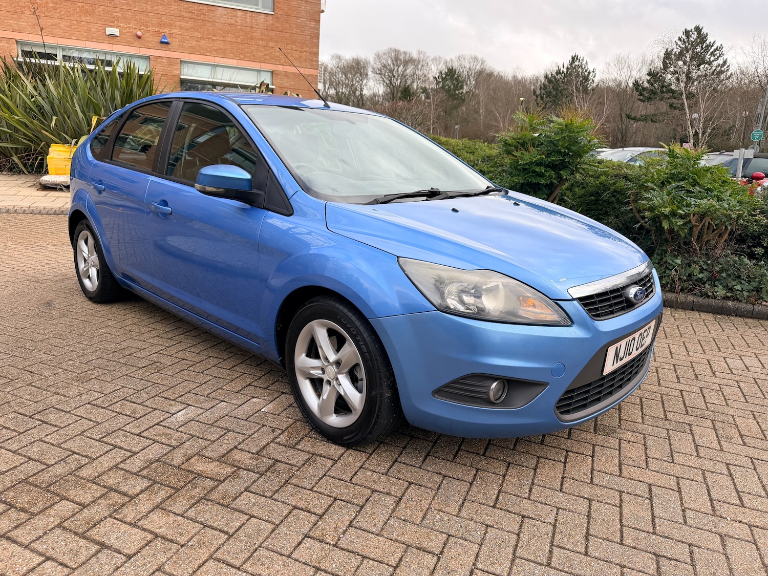 Used Ford Focus 2010 for sale - 77301644: Photo 2