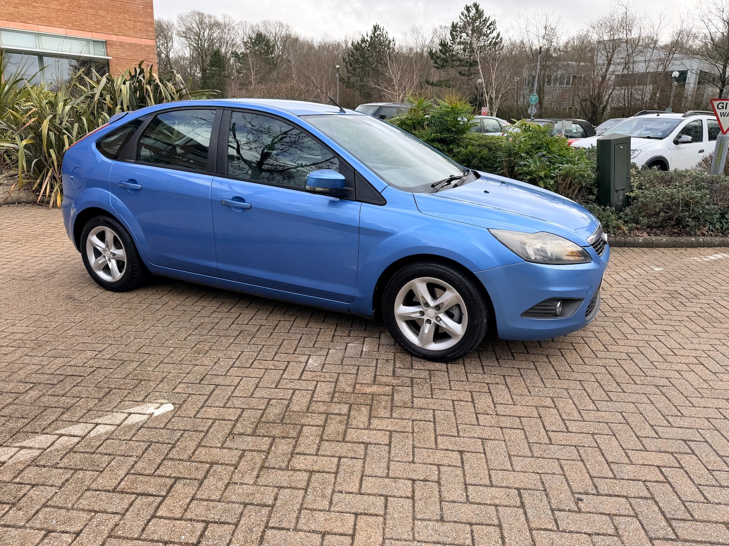 Used Ford Focus 2010 for sale - 77301644: Photo 6