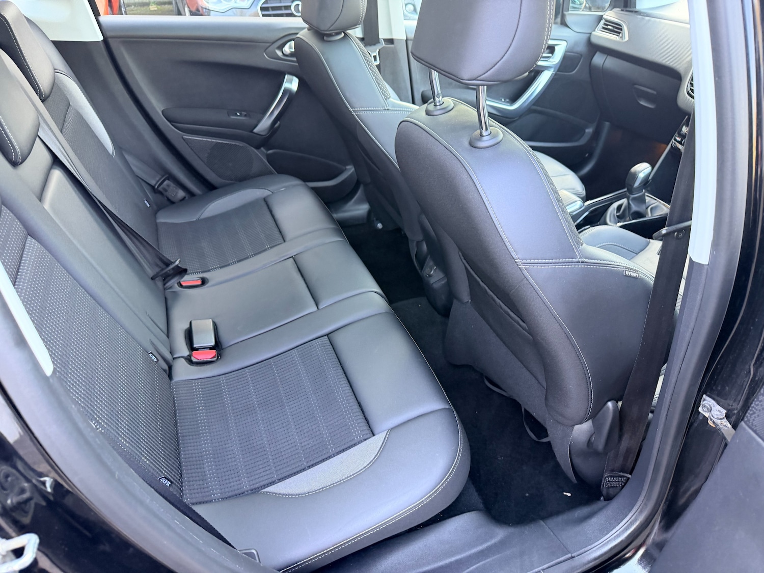 Used Peugeot 2008 2016 for sale - 77703255: Photo 17