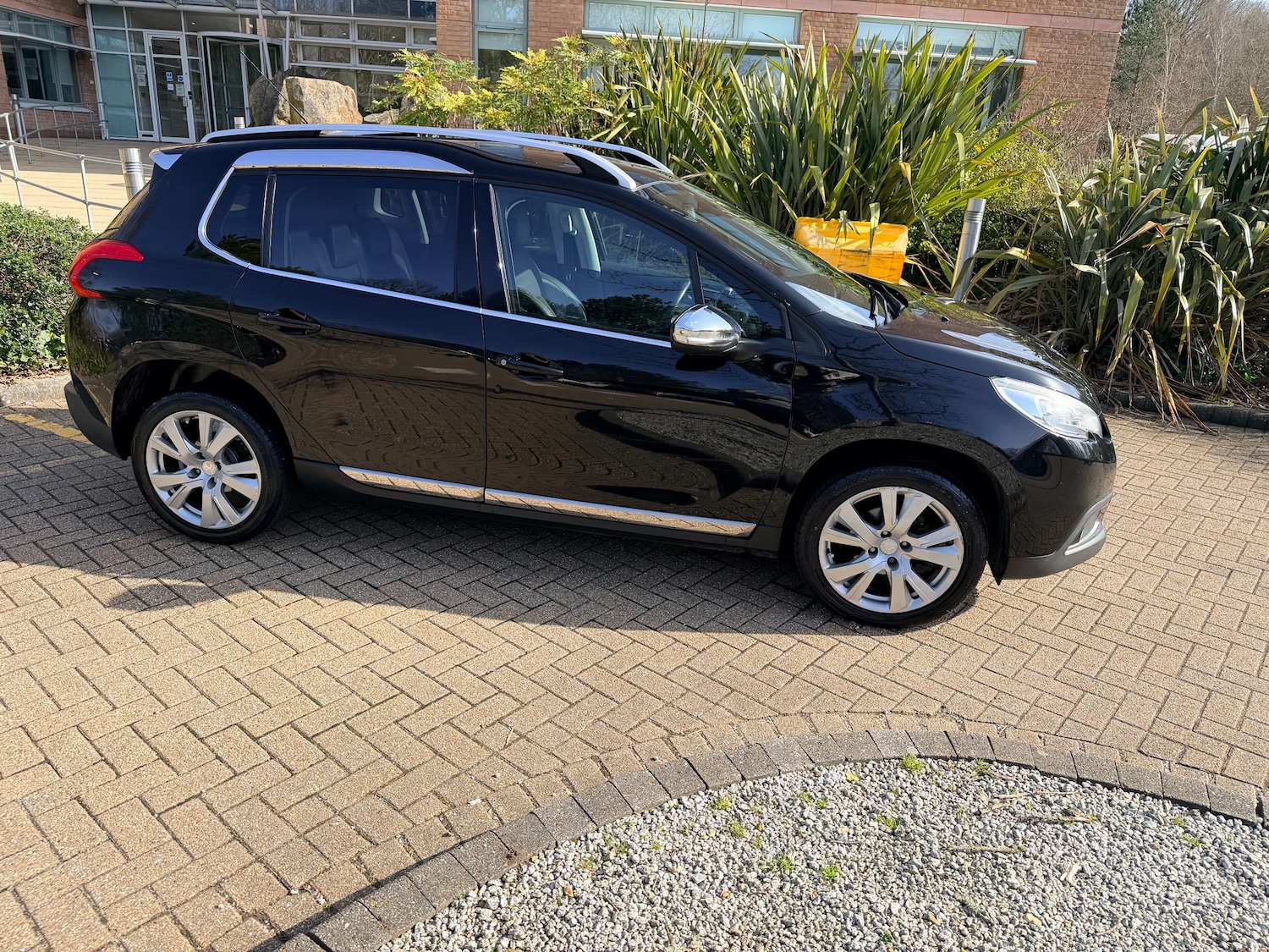 Used Peugeot 2008 2016 for sale - 77703255: Photo 3