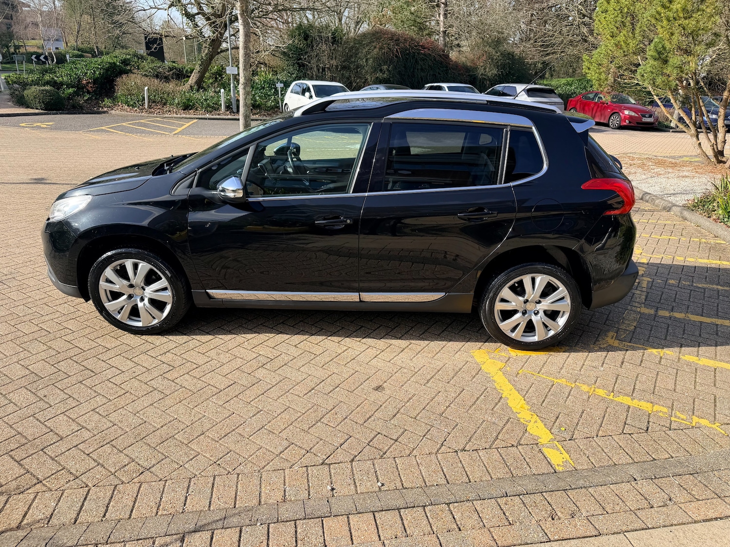 Used Peugeot 2008 2016 for sale - 77703255: Photo 9