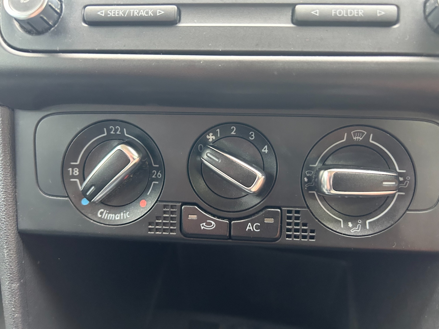 Used Volkswagen Polo 2011 for sale - 77124321: Photo 16