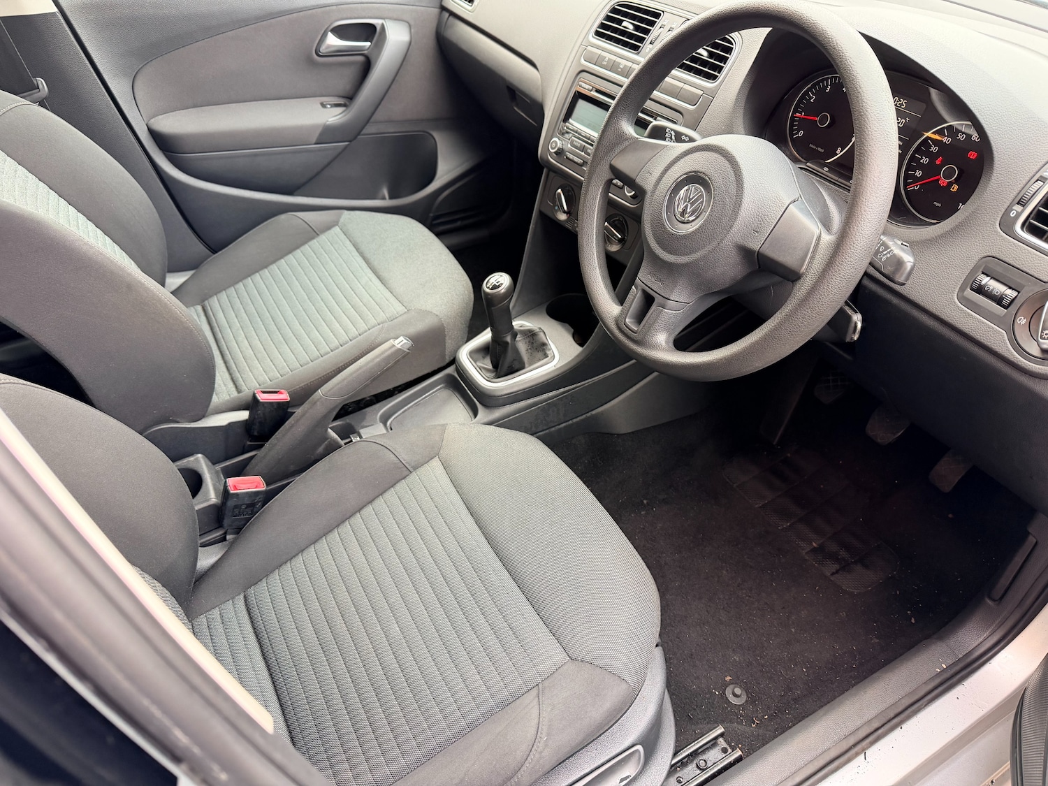 Used Volkswagen Polo 2011 for sale - 77124321: Photo 20