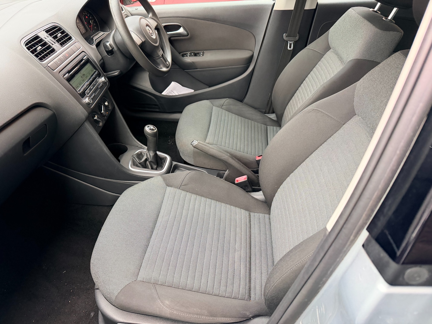 Used Volkswagen Polo 2011 for sale - 77124321: Photo 24