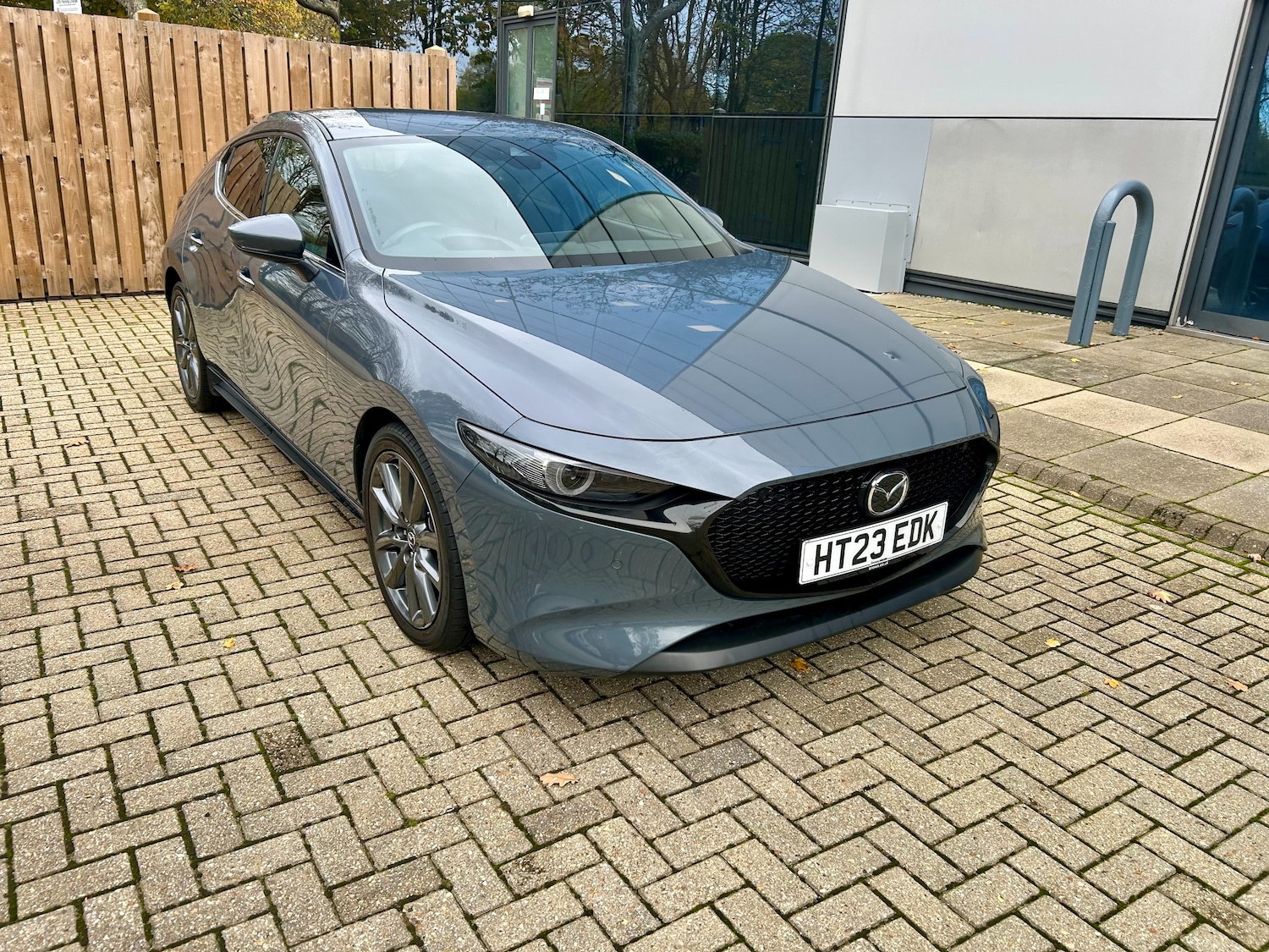 Used Mazda Mazda3 2023 for sale - 77124292: Photo 2