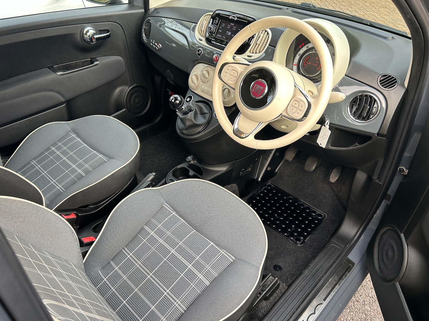 Used Fiat 500 2018 for sale - 77124285: Photo 34