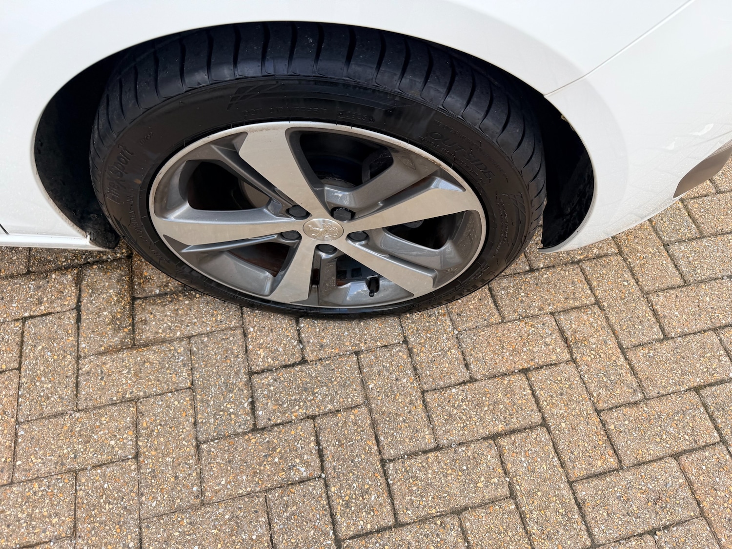 Used Peugeot 308 2017 for sale - 77269414: Photo 13