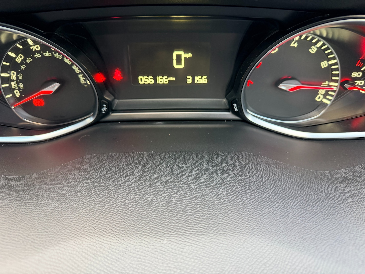 Used Peugeot 308 2017 for sale - 77269414: Photo 15