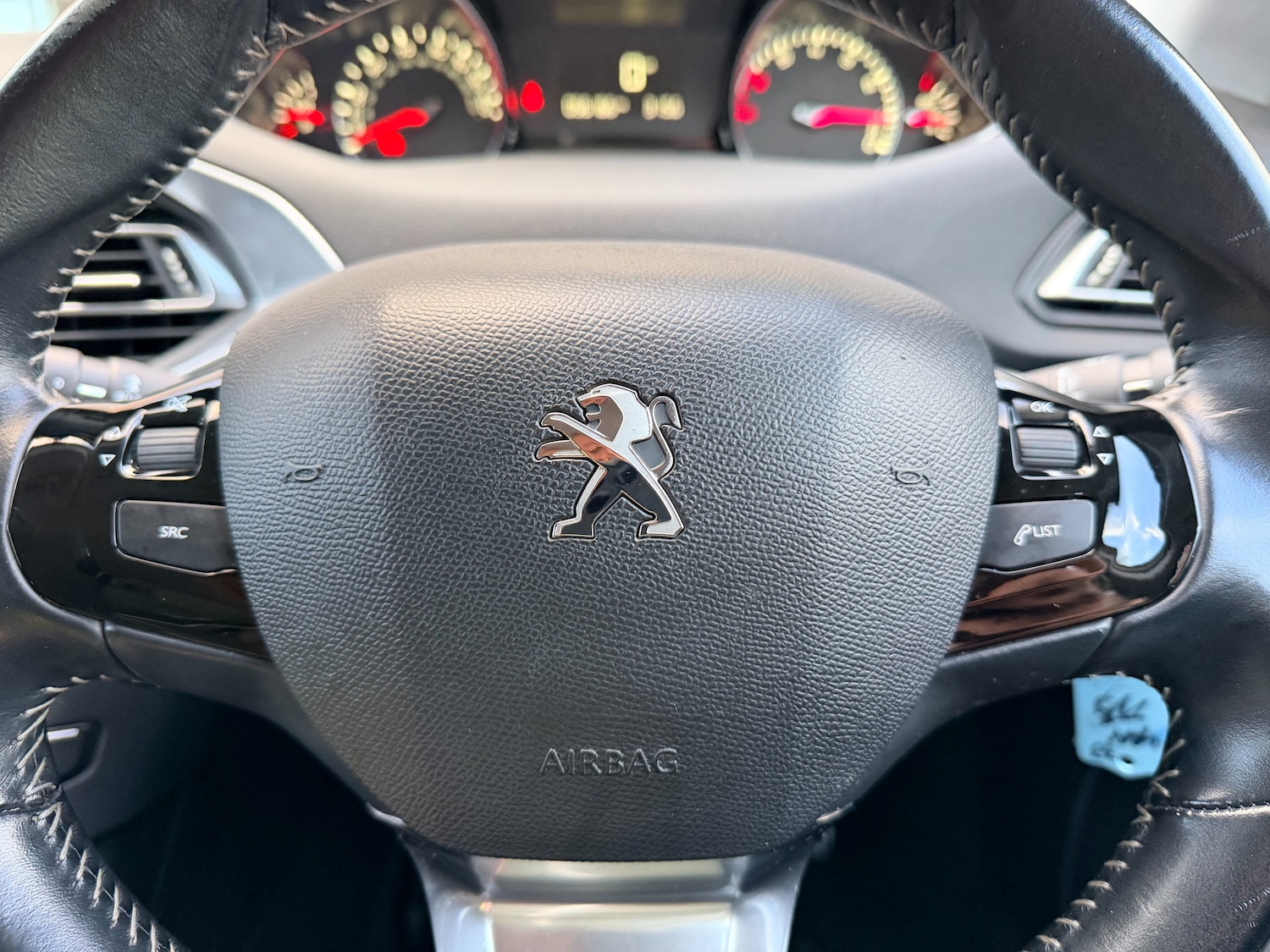 Used Peugeot 308 2017 for sale - 77269414: Photo 25