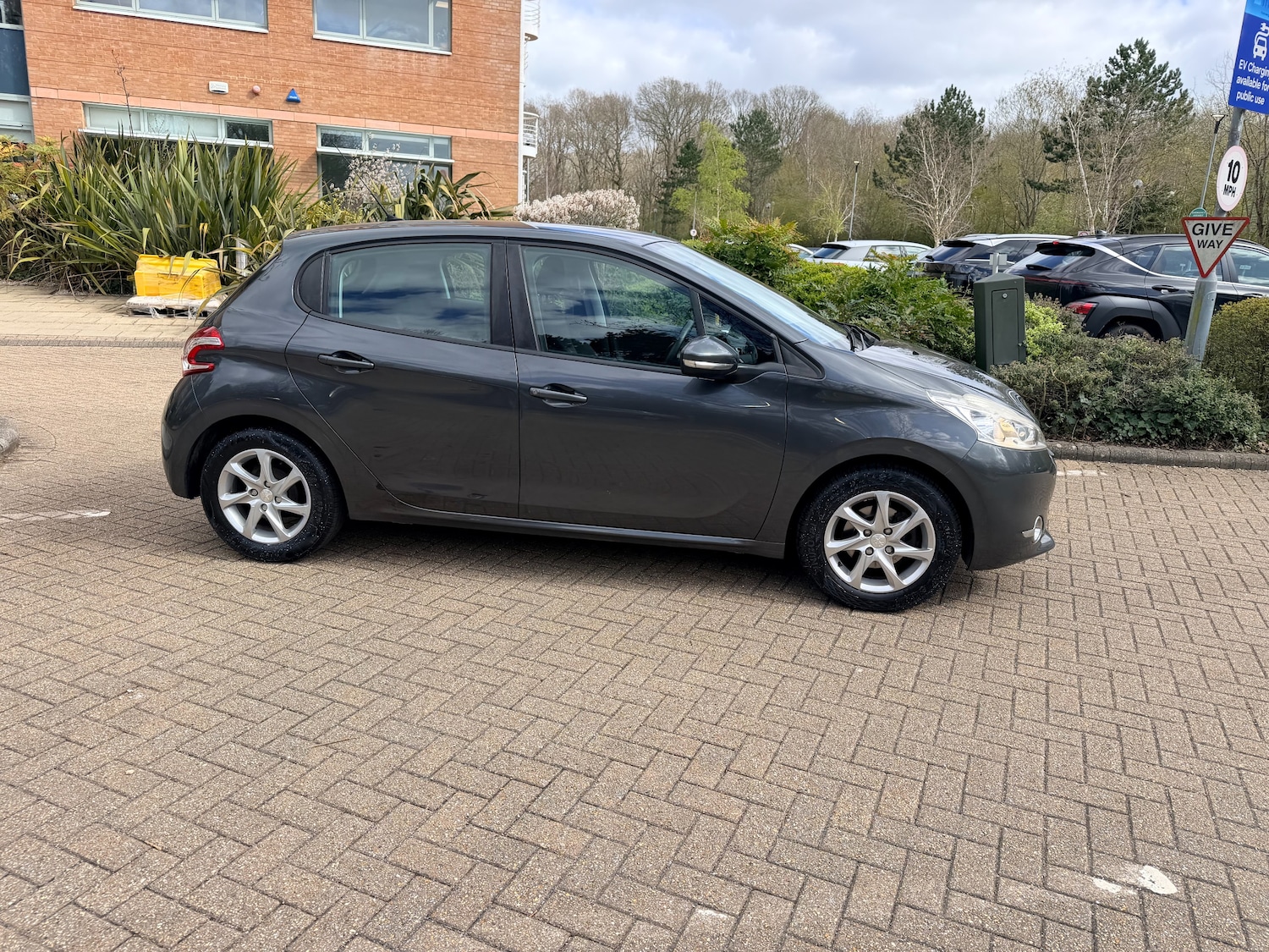 Used Peugeot 208 for sale - 78069742: Photo 5