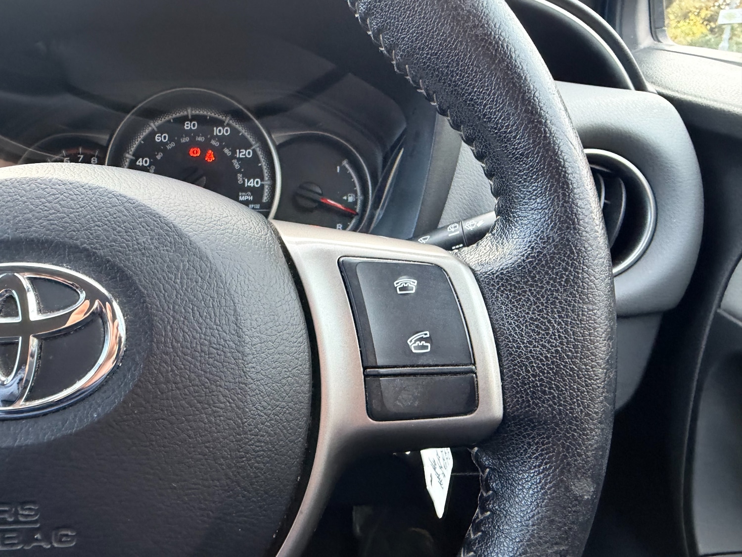 Used Toyota Yaris 2015 for sale - 77124308: Photo 12