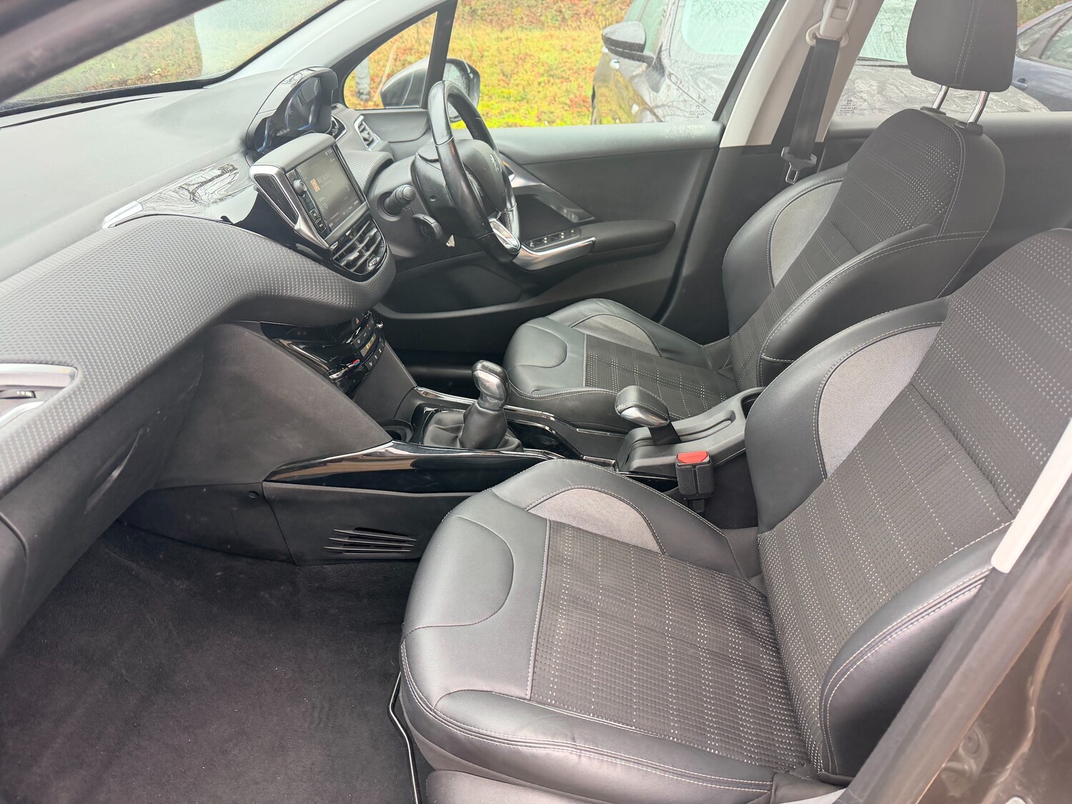 Used Peugeot 2008 2017 for sale - 77688200: Photo 19