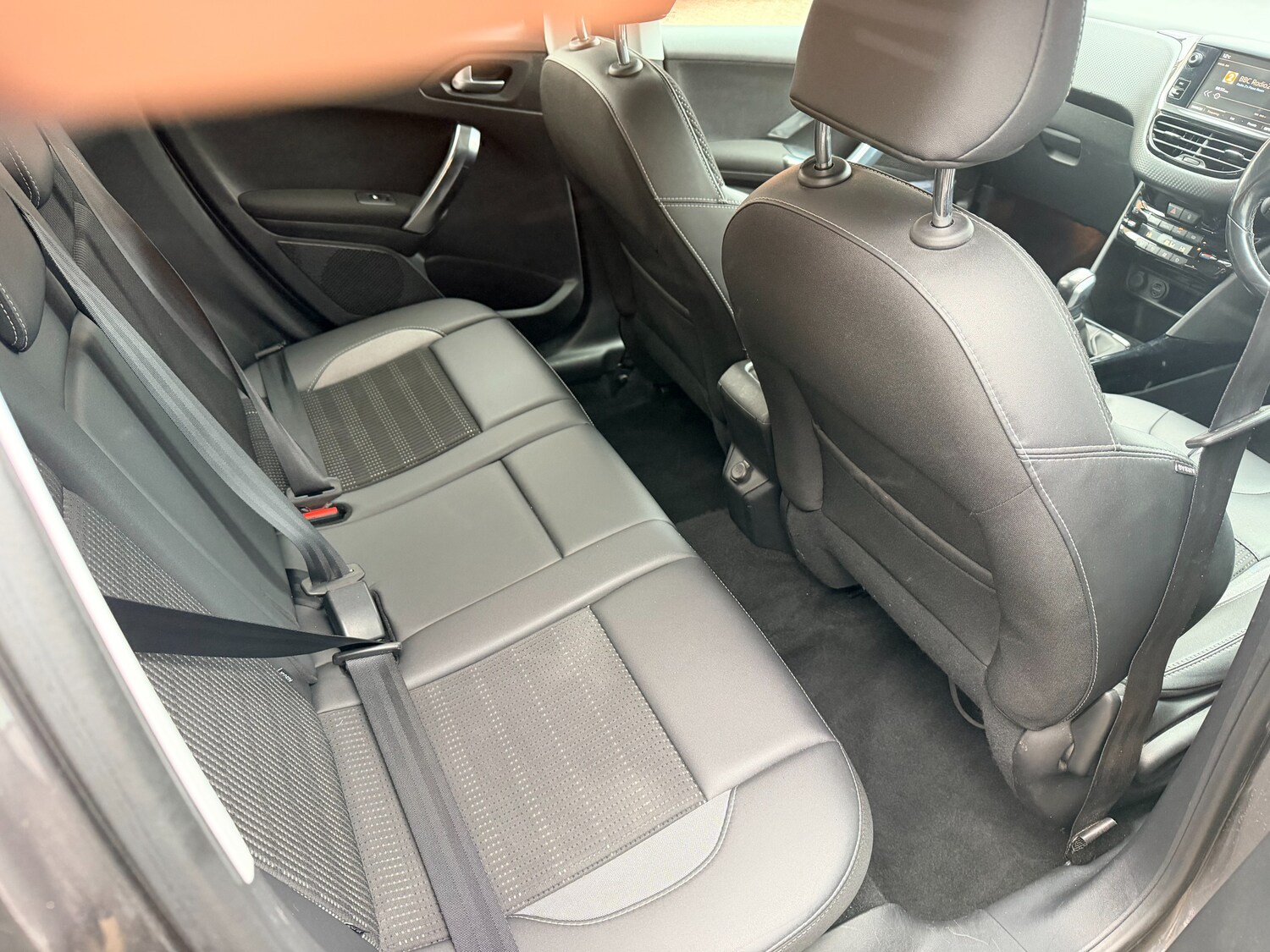 Used Peugeot 2008 2017 for sale - 77688200: Photo 24