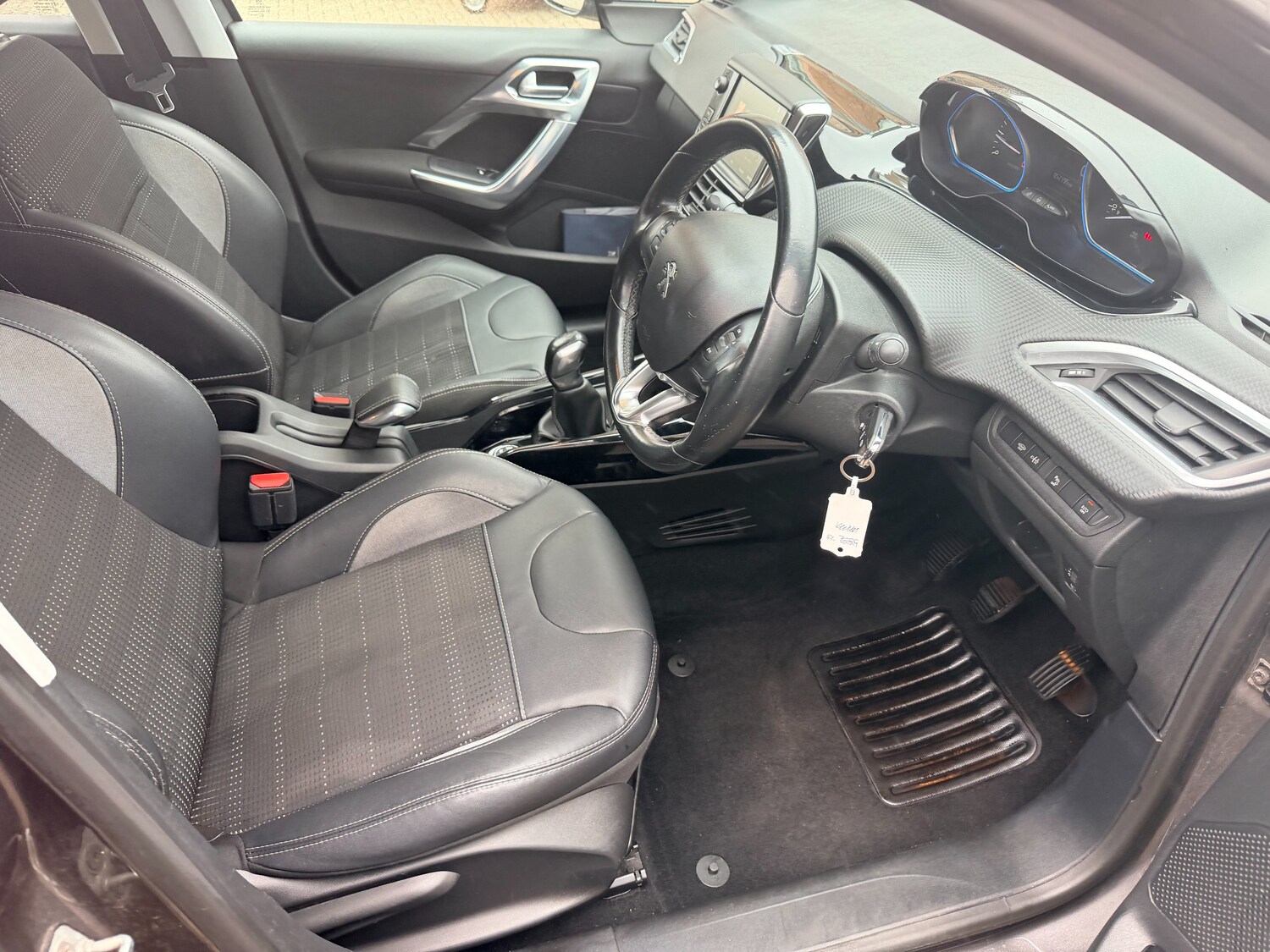 Used Peugeot 2008 2017 for sale - 77688200: Photo 26